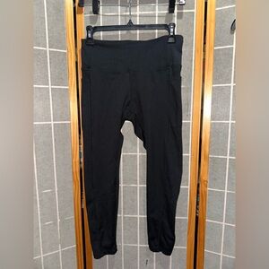 Danskin Black 3/4 Length Leggings